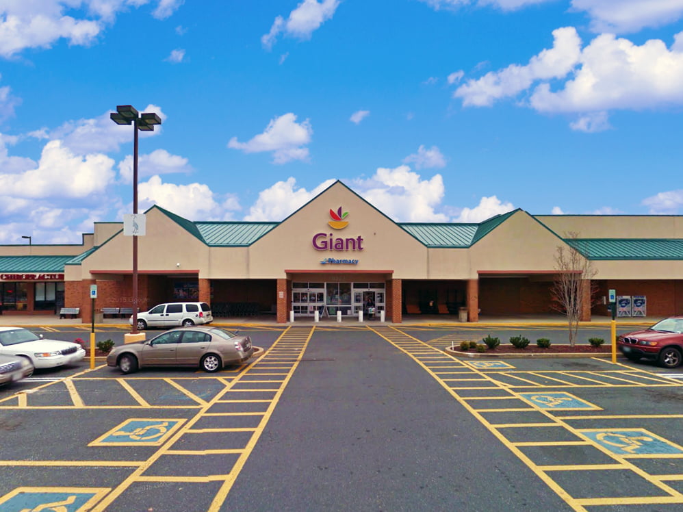 Shoppes at Easton MacKenzie Commercial Real Estate