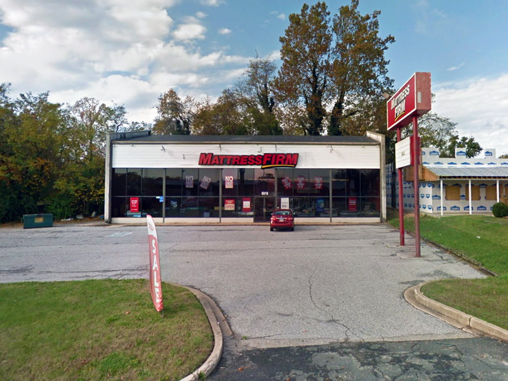 6918 Ritchie Highway MacKenzie Commercial Real Estate