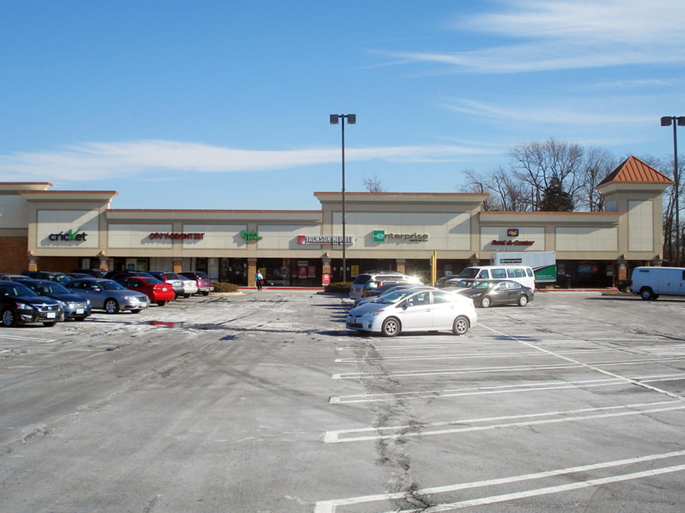 Aberdeen Marketplace MacKenzie Commercial Real Estate