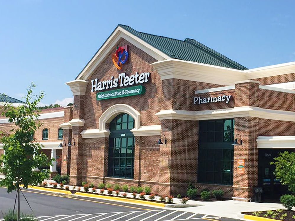 Waterside Village at Easton MacKenzie Commercial Real Estate